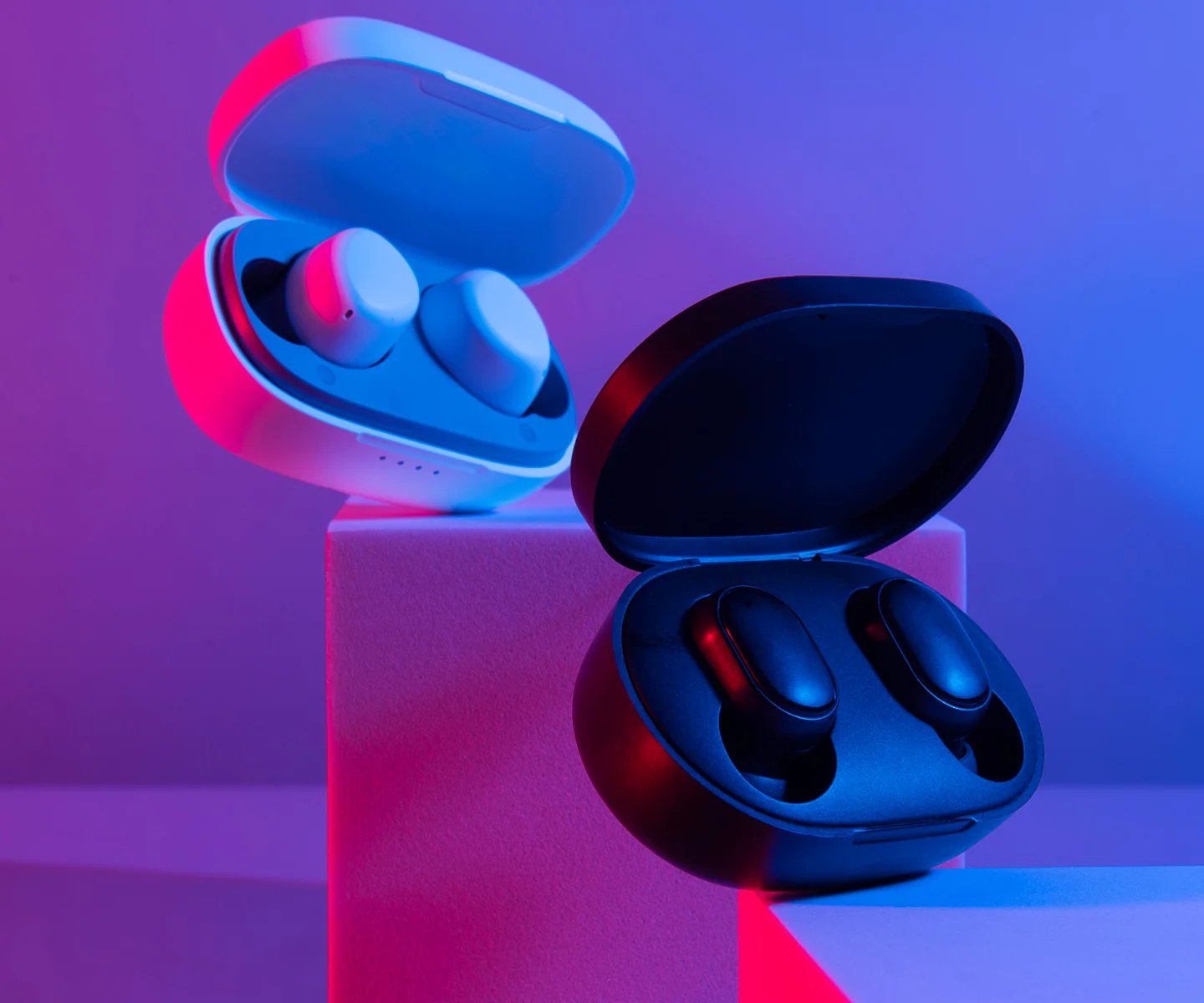 The Evolution of Apple AirPods: A Full History